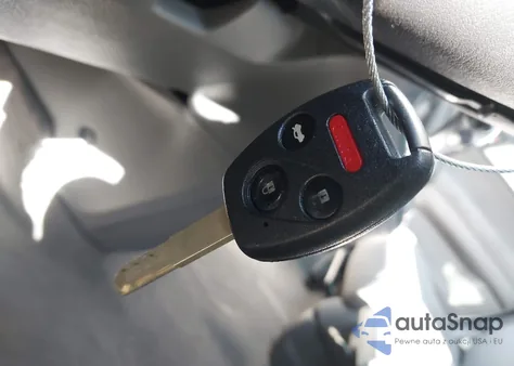 2010 Honda Cr-V Lx z USA, uszkodzony, nr VIN JHLRE3H35AC002676